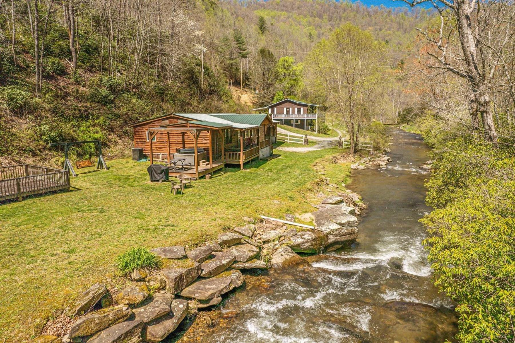 Waterfall Hideaway Bryson City Εξωτερικό φωτογραφία
